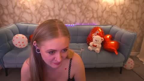 Lina online show from February 15, 7:51 am