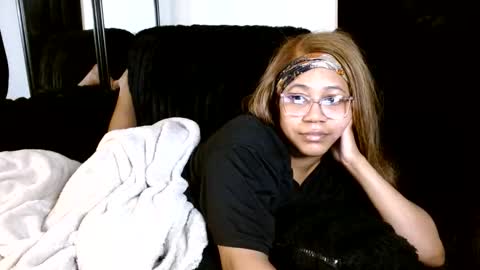 Draya Nicole online show from February 14, 3:42 am