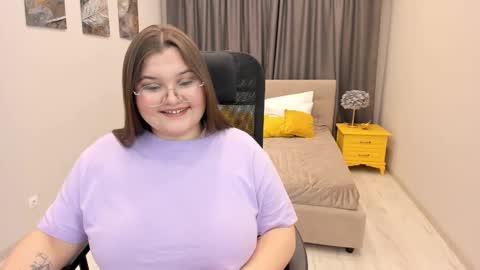 dreamforyoue online show from March 10, 6:38 am