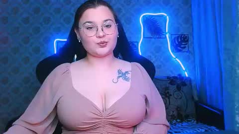 dreamforyoue2 online show from February 28, 7:18 pm