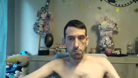 dreamguy38 online show from December 5, 9:19 am