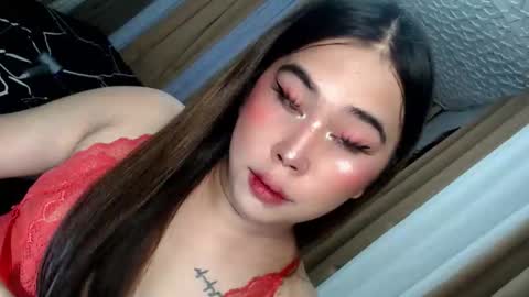 Snapshot of dreammegan chatting on October 20, 4:12 pm Stacy DONT FORGET TO FOLLOW ME AND THUMBS UP my wife samgrg2 online show from October 20, 4:12 pm
