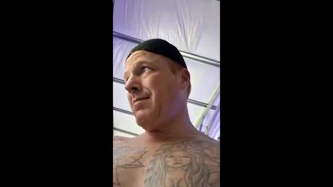 dred2343 online show from March 19, 8:53 am