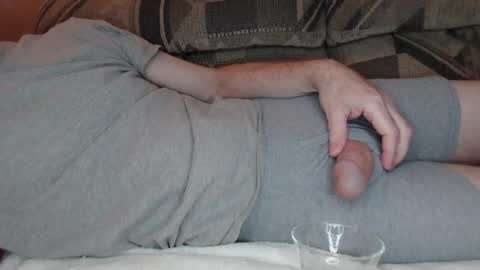 drippyjt online show from April 4, 2:29 am