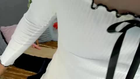 miss. Erika online show from November 29, 10:34 am