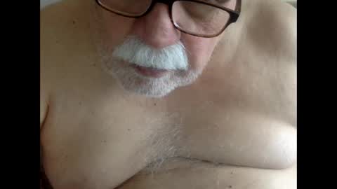 drnick069 online show from April 8, 2:53 pm