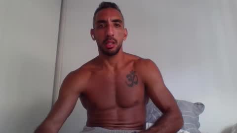 Snapshot of dropbr chatting on October 8, 4:46 pm dropbr online show from October 8, 4:46 pm