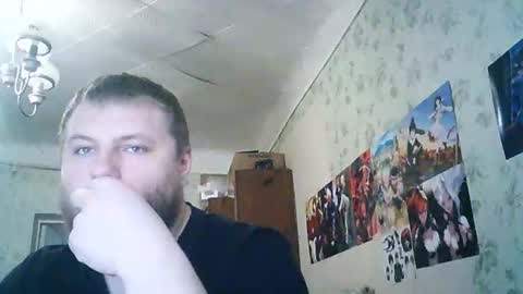 Snapshot of drovachok2_0 chatting on October 9, 11:37 am Drova online show from October 9, 11:37 am