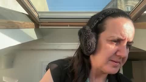 Dr. Resa online show from March 14, 3:27 pm