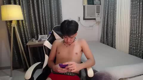 Arch online show from March 5, 9:59 pm