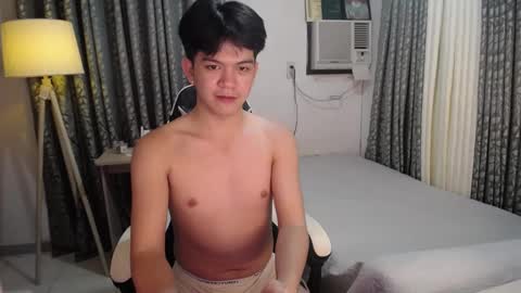 Arch online show from February 22, 2:52 pm