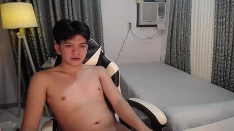 Arch online show from February 15, 7:06 pm