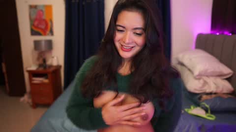 Snapshot of dsexiestqueen chatting on March 9, 3:27 pm Trixy  Latex Doll online show from March 9, 3:27 pm