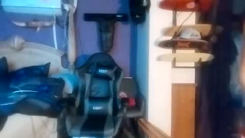 dtrain6969420 online show from September 17, 2:04 am