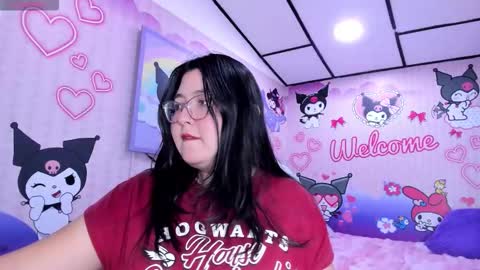 Dulce  online show from December 22, 11:50 am