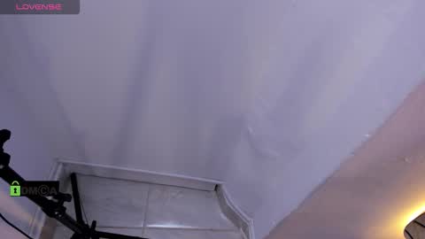 Dulce Baker online show from October 13, 2:02 am