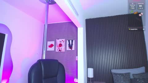 Dulce Rose online show from October 31, 9:10 am