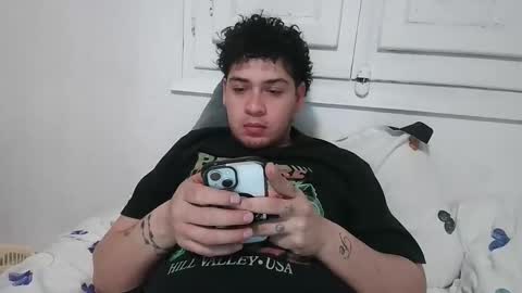 duocaliente310037 online show from March 22, 7:40 pm