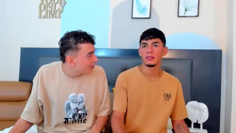 Thomas and Noah online show from March 25, 11:28 am