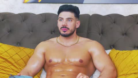 Dustin online show from March 26, 6:08 am