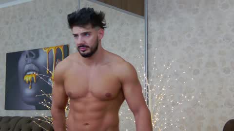 Dustin online show from December 18, 3:11 pm