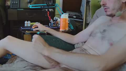 dustymancan online show from July 12, 2:37 am
