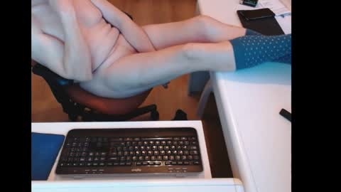 dutchpornking2 online show from April 5, 6:05 pm