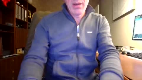 Snapshot of dutchsubmissivenl chatting on October 5, 10:45 am dutchsubmissivenl online show from October 5, 10:45 am