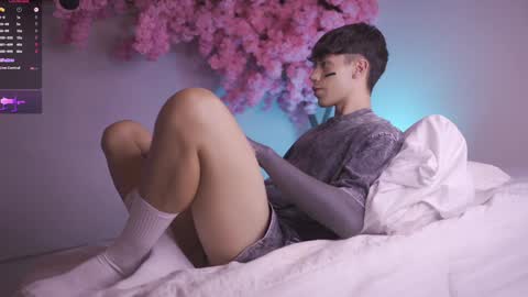 Snapshot of dwayne_xx chatting on February 7, 11:55 pm Dwayne xx online show from February 7, 11:55 pm