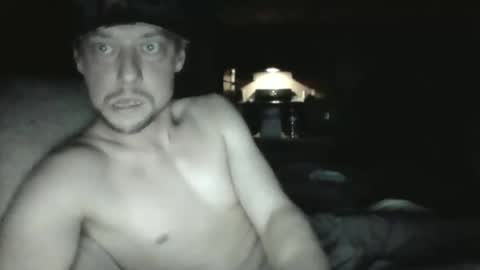 dwilly0210 online show from November 2, 9:31 am