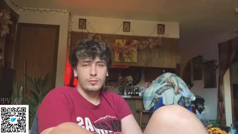 Dylan Daniel 7.8 online show from November 16, 8:44 pm