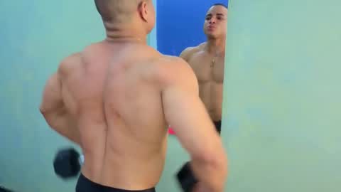 dylanguss online show from November 30, 12:34 pm