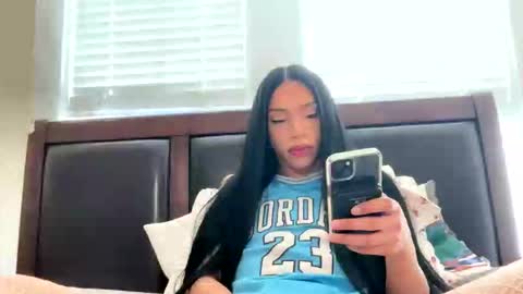 Dynasty online show from February 13, 5:27 pm