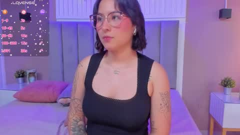 Juana online show from December 5, 6:38 pm