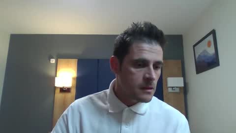 Snapshot of e55ex1879 chatting on October 12, 3:37 pm e55ex1879 online show from October 12, 3:37 pm