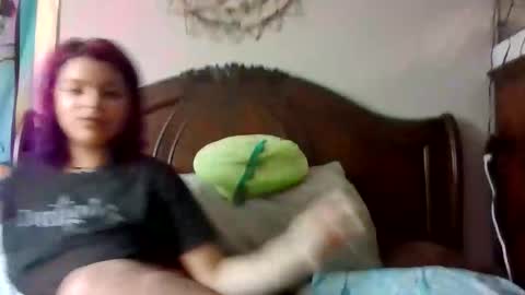 earth2lila online show from November 30, 2:35 pm