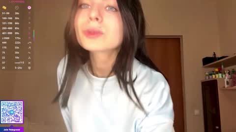 Emma online show from March 28, 4:19 pm