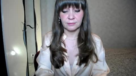 Linda online show from May 6, 7:09 pm