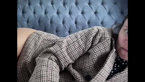 Snapshot of eatmypie69 chatting on September 15, 9:00 am Nadia Ferreira  online show from September 15, 9:00 am