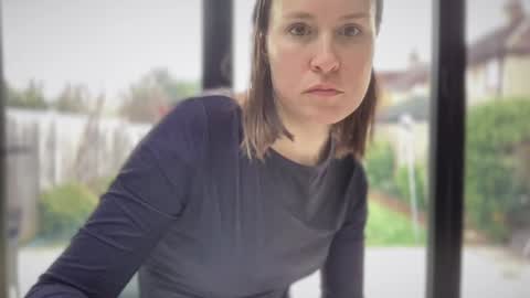 Snapshot of eatmypie69 chatting on February 4, 9:49 am Nadia Ferreira  online show from February 4, 9:49 am