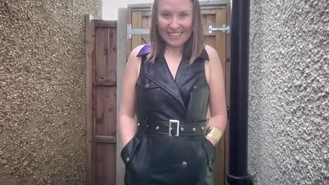 Snapshot of eatmypie69 chatting on March 10, 12:38 pm Nadia Ferreira  online show from March 10, 12:38 pm