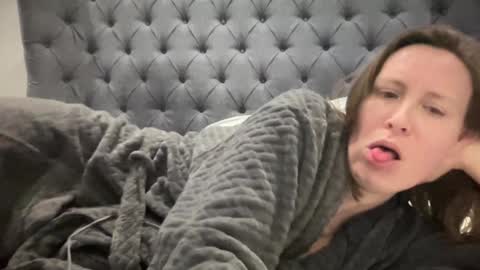 Snapshot of eatmypie69 chatting on February 26, 4:49 pm Nadia Ferreira  online show from February 26, 4:49 pm