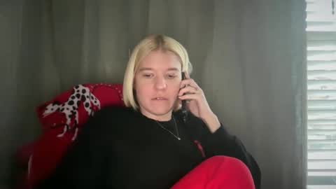 americnbarbie online show from December 14, 9:43 pm