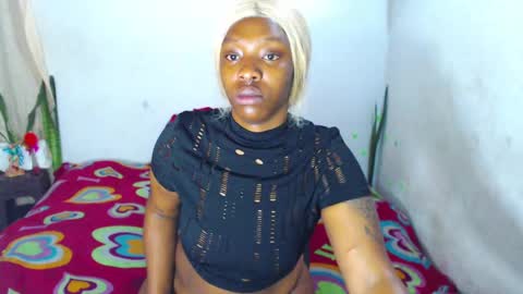 chayna smith online show from March 3, 12:06 pm