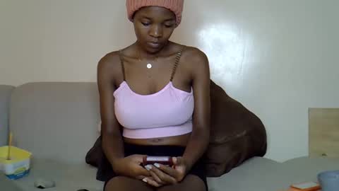 ebony_j online show from March 22, 10:41 am