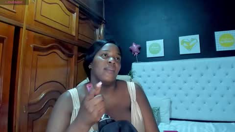 ebony_katterin online show from February 4, 11:36 am