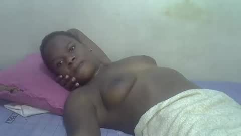 ebony_pearl59 online show from November 18, 4:21 pm