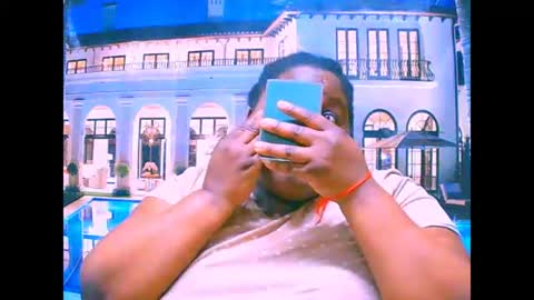 Snapshot of ebonyhotbuns4u2luv chatting on September 30, 8:03 am ebonyhotbuns4u2luv online show from September 30, 8:03 am