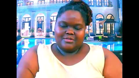 ebonyhotbuns4u2luv online show from February 14, 7:44 am