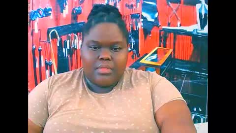 ebonyhotbuns4u2luv online show from November 17, 8:50 am